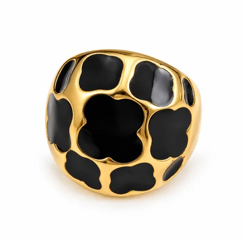 Black Clover Pattern Dome Ring in Black Clover Pattern Dome