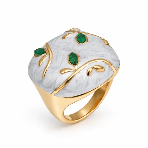 Pale Leaf Detail Dome Ring in Pale Leaf Detail Dome